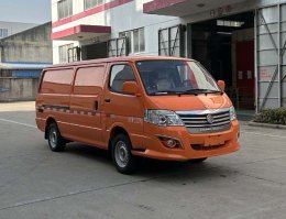 华东牌CSZ5030XDYBEV纯电动电源车