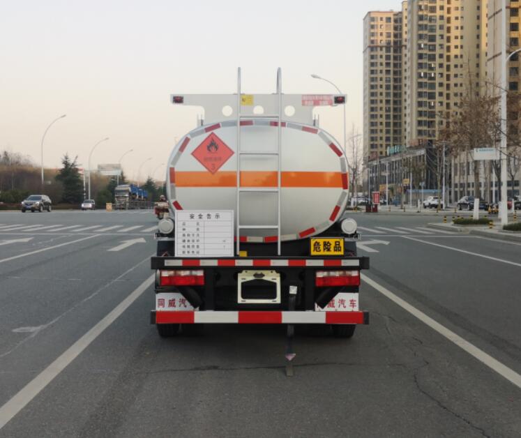 專威牌HTW5091GJYCAC6加油車公告圖片