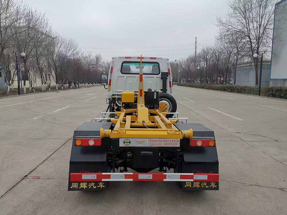 賽哥爾牌QTH5036ZXX車廂可卸式垃圾車公告圖片