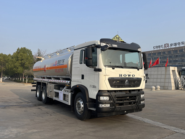 楚勝牌CSC5267GYYLZS6鋁合金運(yùn)油車公告圖片