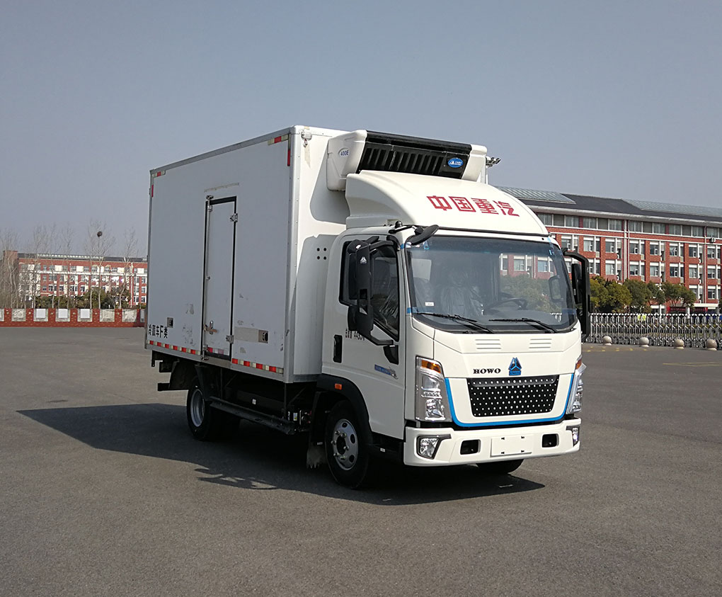 豪沃牌ZZ5047XLCG3314Z147BEV纯电动冷藏车公告图片