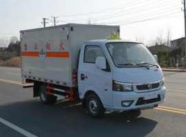 多士星牌JHW5030XZWE6杂项危险物品厢式运输车