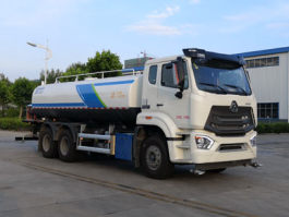 东岳牌ZTQ5250TDYZ5N43F多功能抑尘车