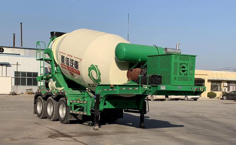 恩信事业牌9.6米31吨3轴混凝土搅拌运输半挂车(HEX9402GJB)