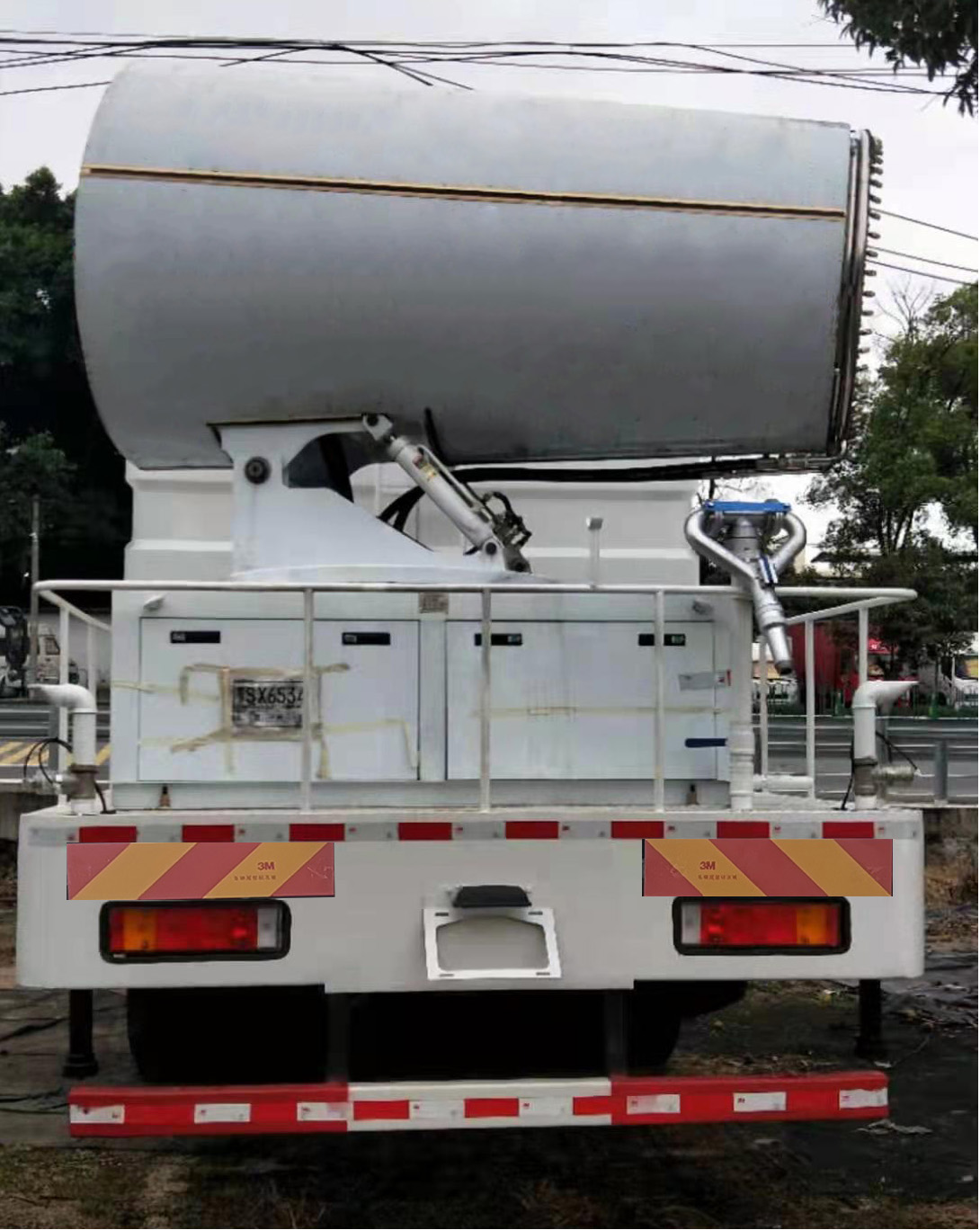 華通牌HCQ5250TDYZS6多功能抑塵車公告圖片