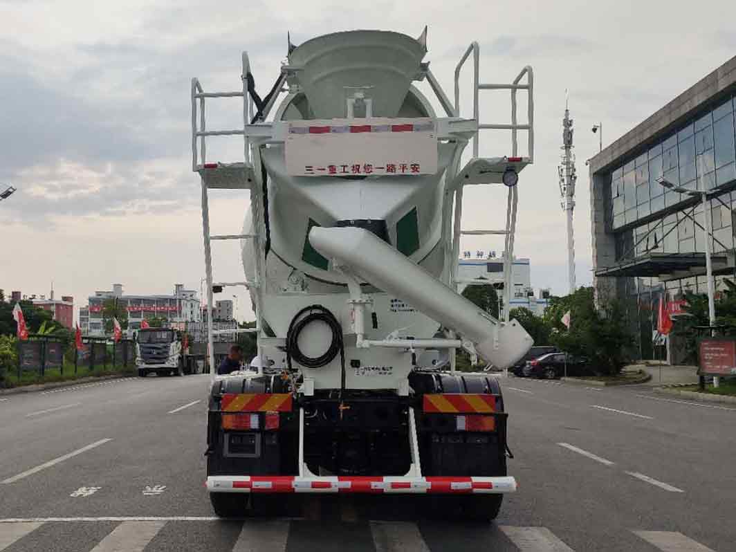 三一牌SYM5316GJB1BEV純電動混凝土攪拌運(yùn)輸車公告圖片