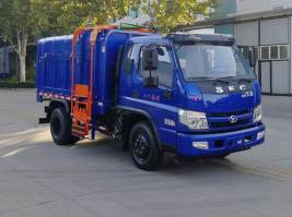 自装卸式垃圾车