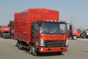 仓栅式运输车
