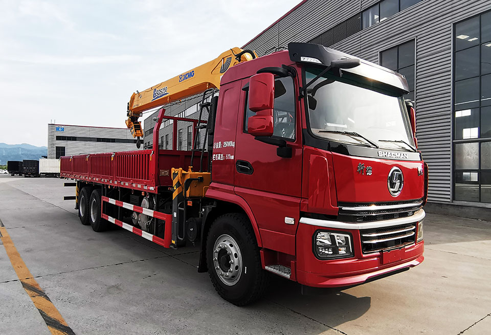 專致牌YZZ5256JSQ6MJ隨車(chē)起重運(yùn)輸車(chē)公告圖片