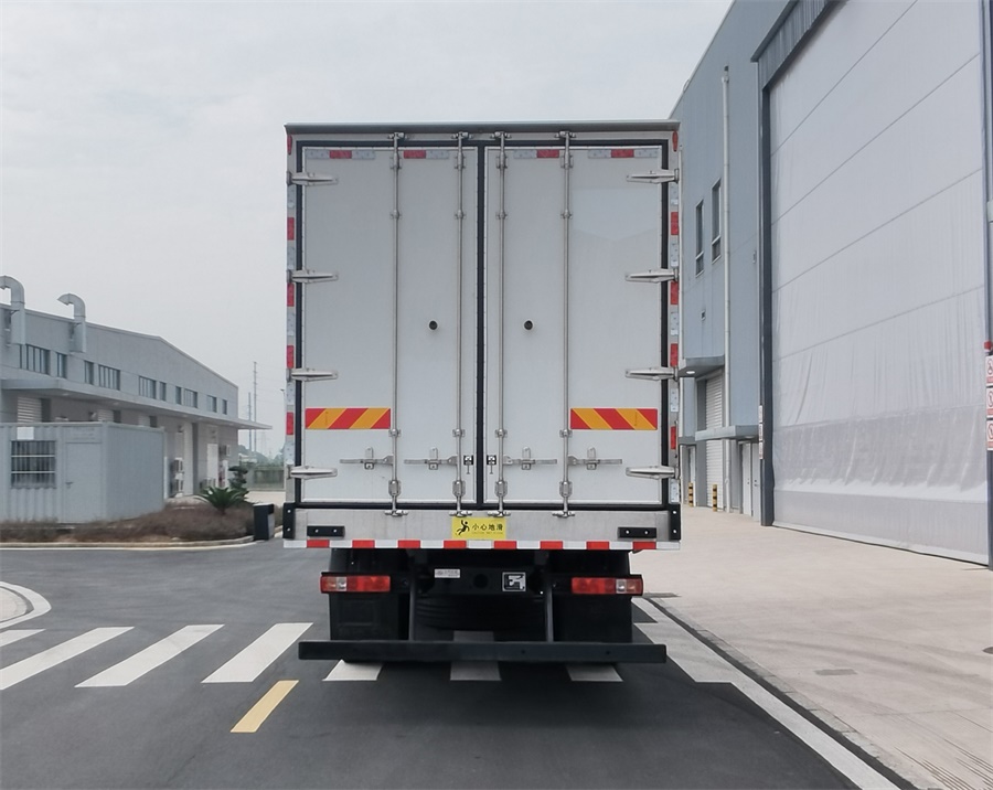 紅巖牌CQ5187XLCEY05601J冷藏車公告圖片