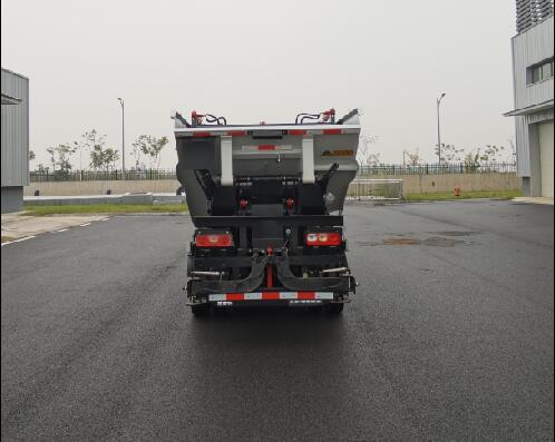 福田牌BJ5044ZZZEV-H2纯电动自装卸式垃圾车公告图片