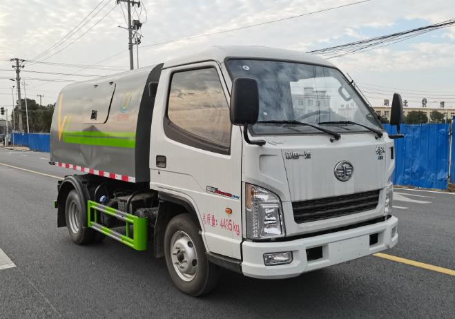 旺龍威牌WLW5040ZXLCA廂式垃圾車(chē)公告圖片