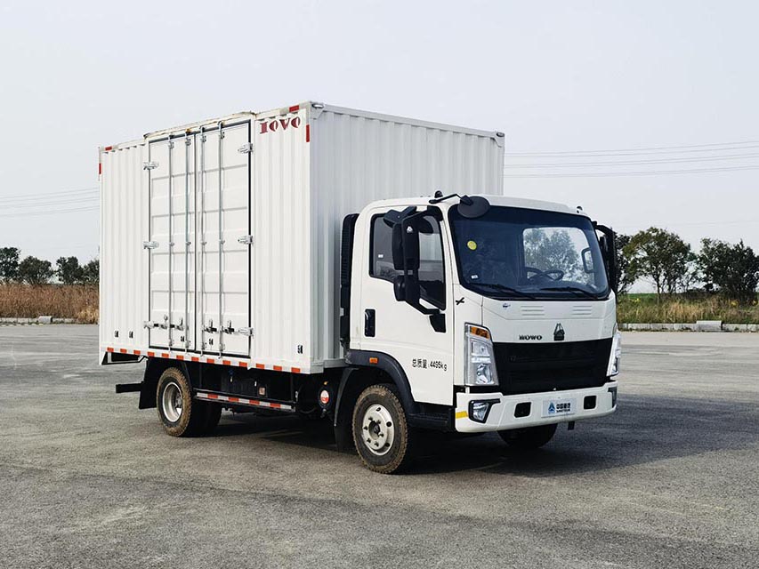 豪沃牌ZZ5047XXYF3415F145PHEV16插電式混合動(dòng)力廂式運(yùn)輸車公告圖片