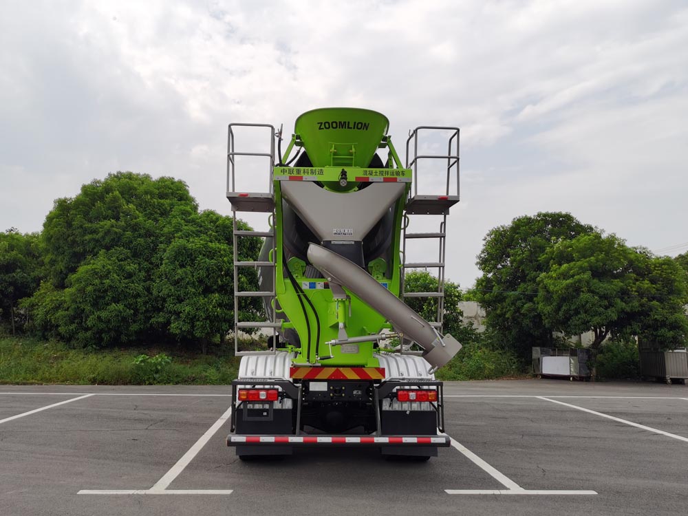 中聯(lián)牌ZLJ5311GJBL7F混凝土攪拌運輸車公告圖片