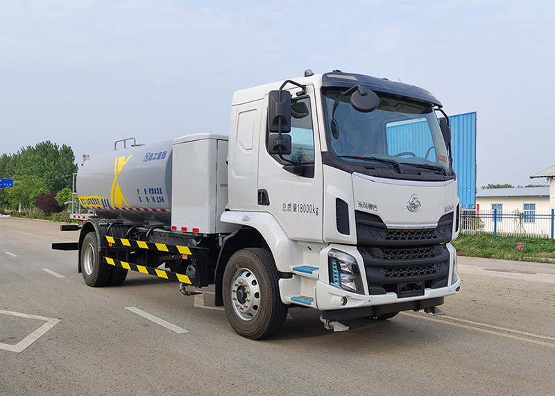 徐工牌DXA5181GPSLBEV純電動綠化噴灑車公告圖片