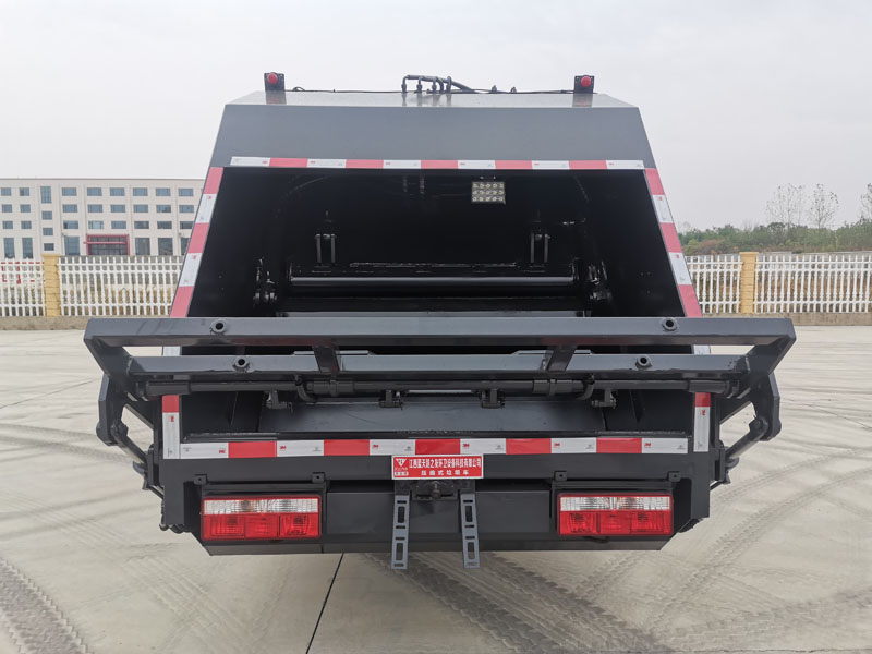 天云牌GTY5070ZYS6壓縮式垃圾車(chē)公告圖片