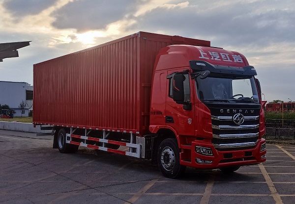 紅巖牌CQ5187XYKEY06711J翼開啟廂式車公告圖片