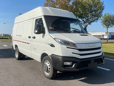 依維柯牌NJ5046XXYZ2A廂式運(yùn)輸車公告圖片