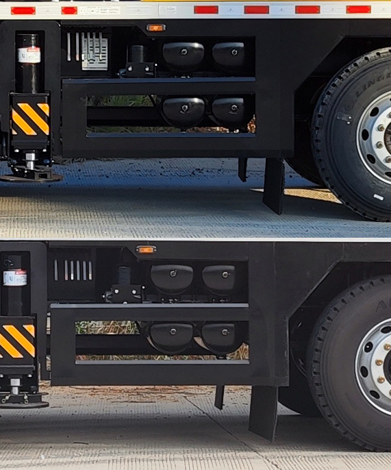 三一牌SYM5337JQZ25C汽車起重機(jī)公告圖片