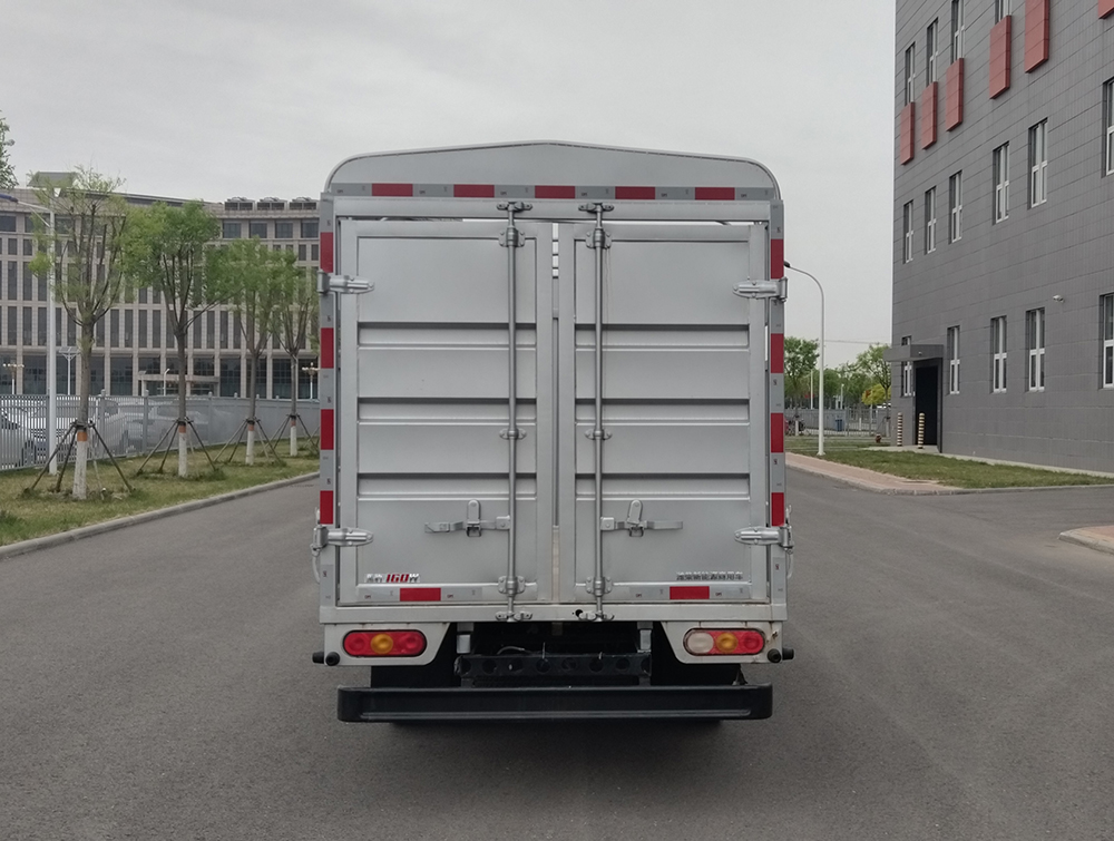 黑豹牌YTQ5031CCYWHQ306倉柵式運(yùn)輸車公告圖片