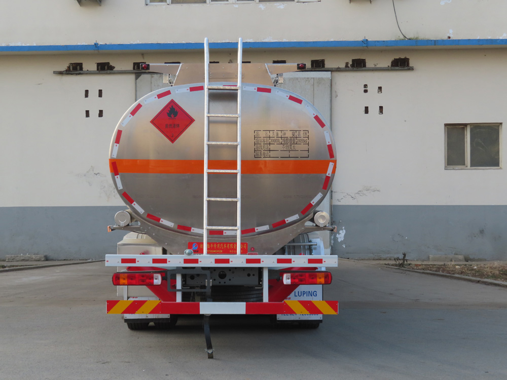 陸平機(jī)器牌LPC5324GYYZ6鋁合金運(yùn)油車(chē)公告圖片