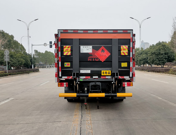 百捷牌QYY5120TQPZZ6氣瓶運輸車公告圖片