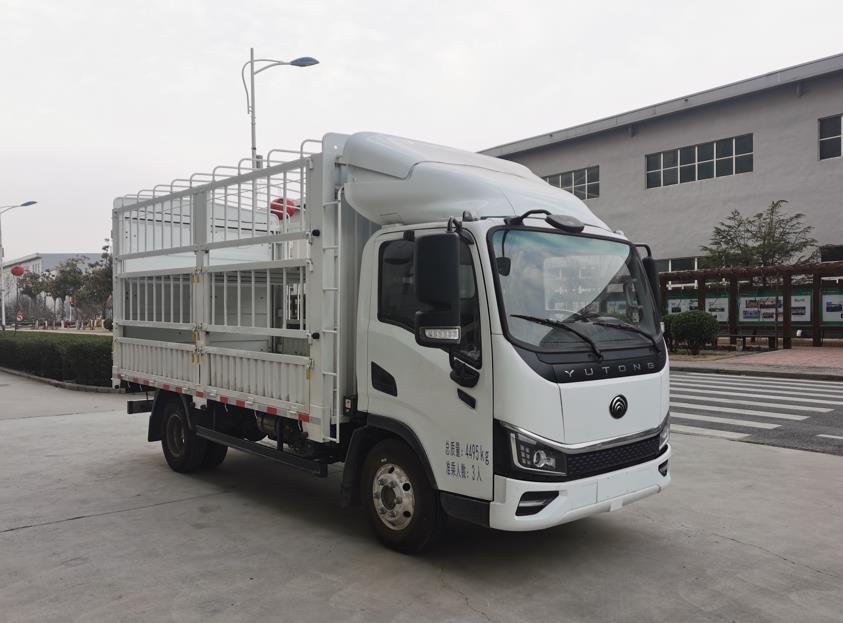 宇通牌ZKH5045CCYBEV1纯电动仓栅式运输车公告图片