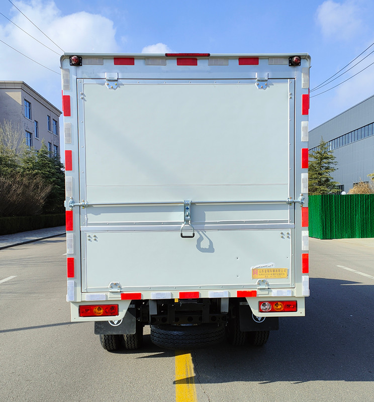 鴻星達(dá)牌SJR5032XYK-M2翼開(kāi)啟廂式車(chē)公告圖片