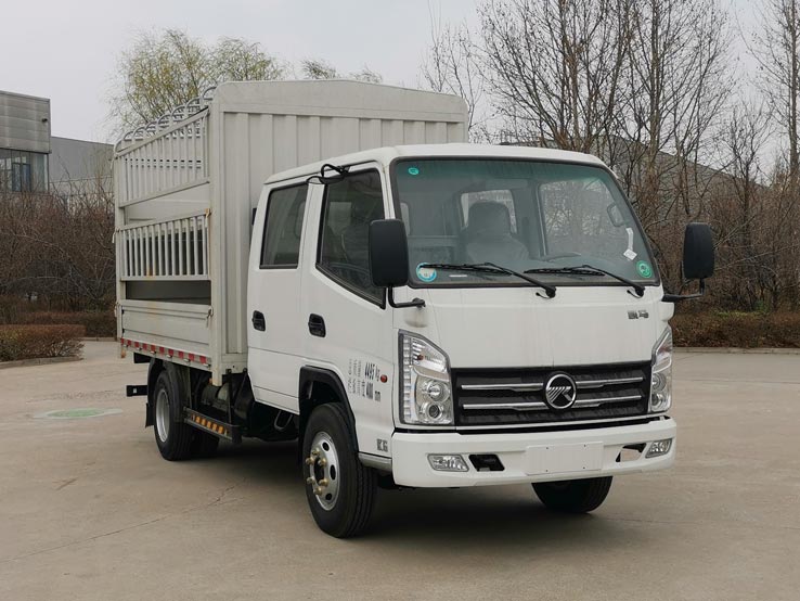 凱馬牌KMC5043CCYNG336S6B倉(cāng)柵式運(yùn)輸車公告圖片