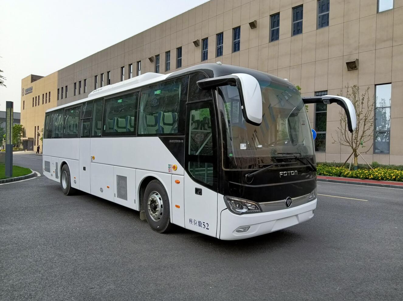 福田牌BJ6117EVCA-N纯电动城市客车图片