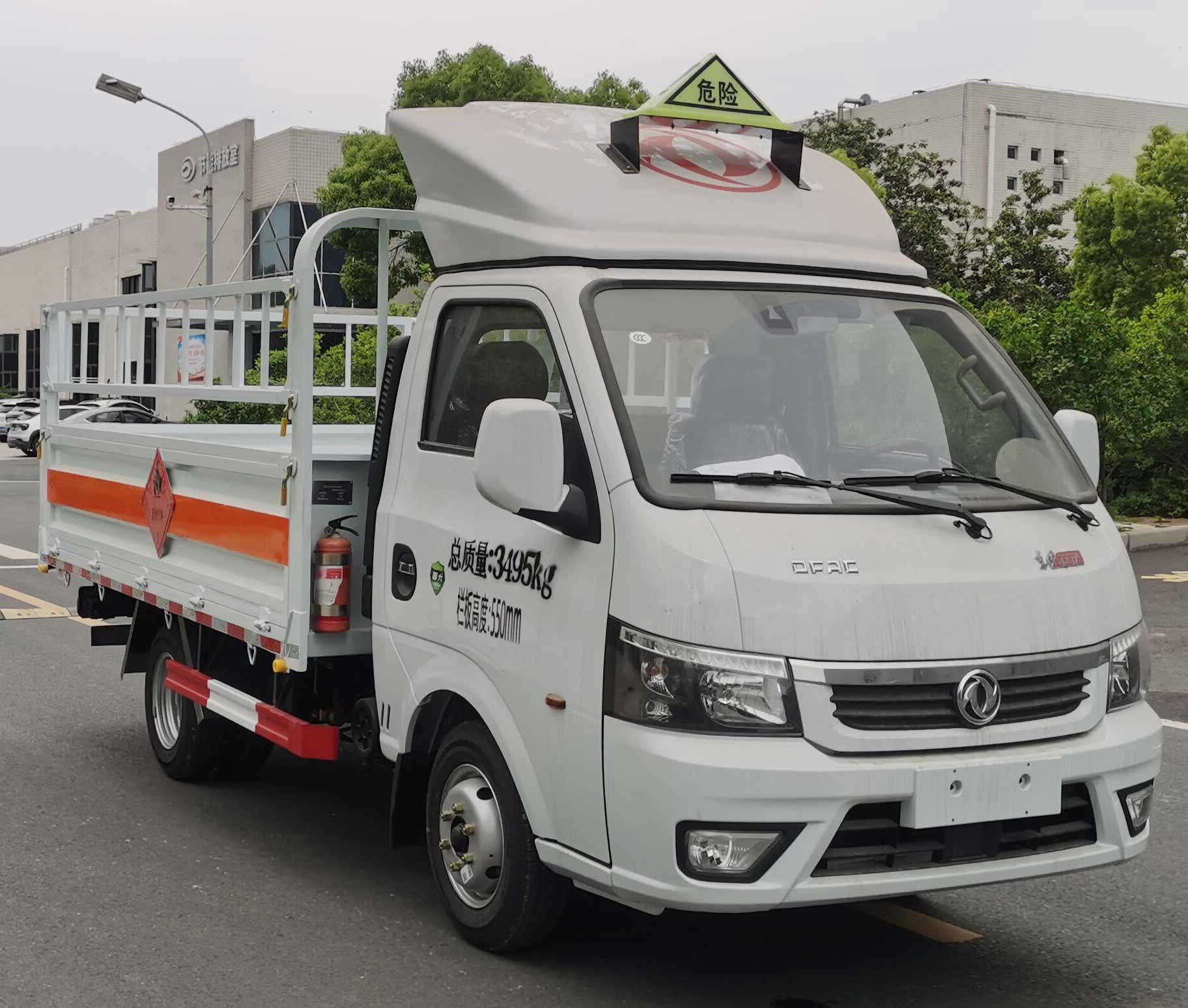襄鑫鼎牌XDV5030TQPEQ6气瓶运输车公告图片