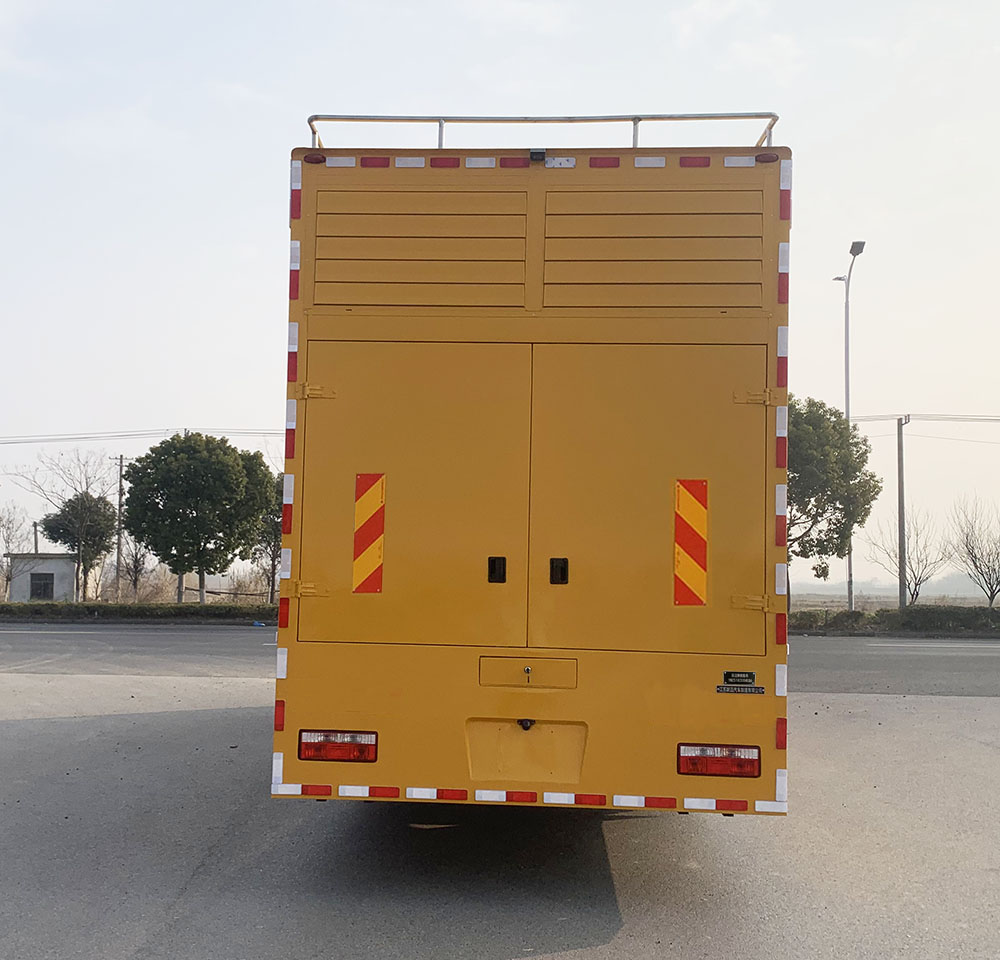 躍邁牌YMZ5140XXHEQ6救險(xiǎn)車公告圖片