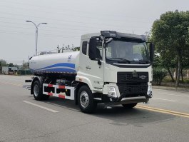 洒水车