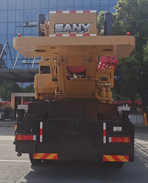 三一牌SYM5501JQZ100C汽車起重機(jī)公告圖片