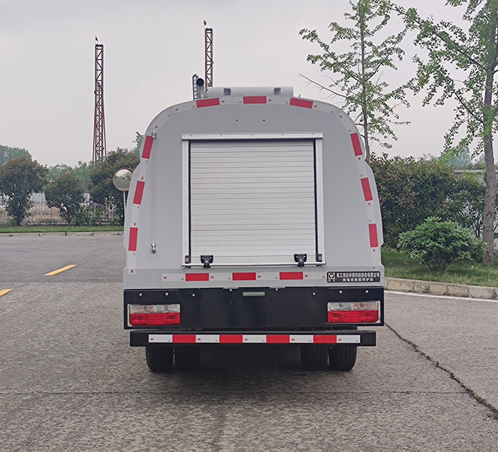 徐工牌DXA5042TYHDBEV純電動(dòng)路面養(yǎng)護(hù)車公告圖片