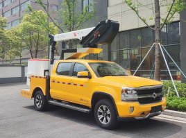 高空作业车