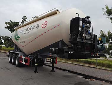 铁马牌10.6米31.9吨3轴中密度粉粒物料运输半挂车(XC9400GFLBVAD)