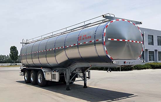 鲁旭达牌11米31吨3轴鲜奶运输半挂车(LZC9402GNY)