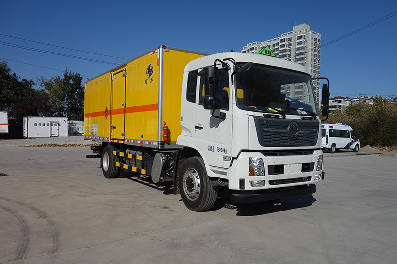 紅宇牌HYJ5180XQY-DF1爆破器材運輸車公告圖片