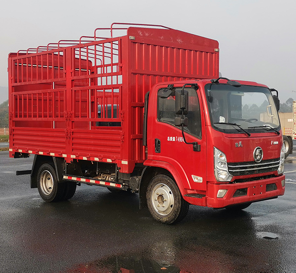 陜汽牌YTQ5071CCYKJ331倉(cāng)柵式運(yùn)輸車(chē)公告圖片