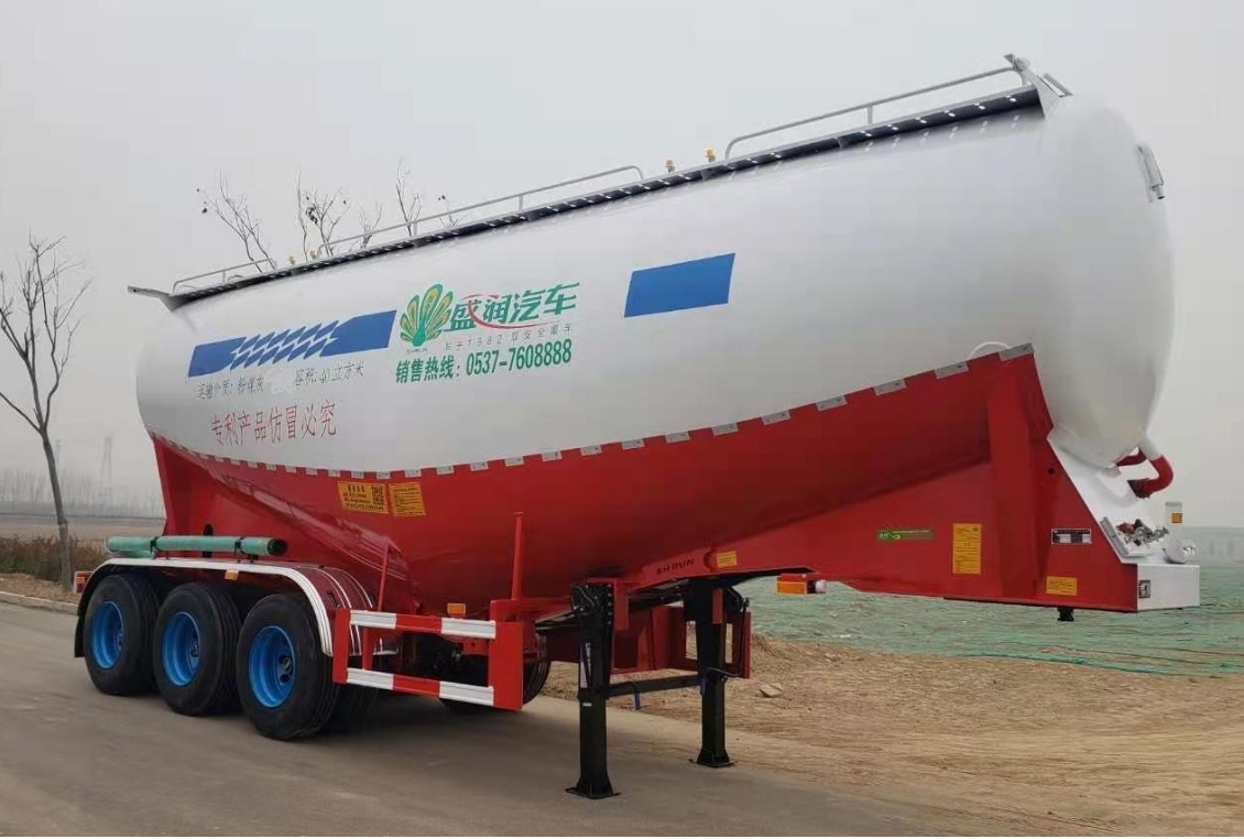 盛润牌9.2米33.8吨3轴中密度粉粒物料运输半挂车(SKW9405GFL2)