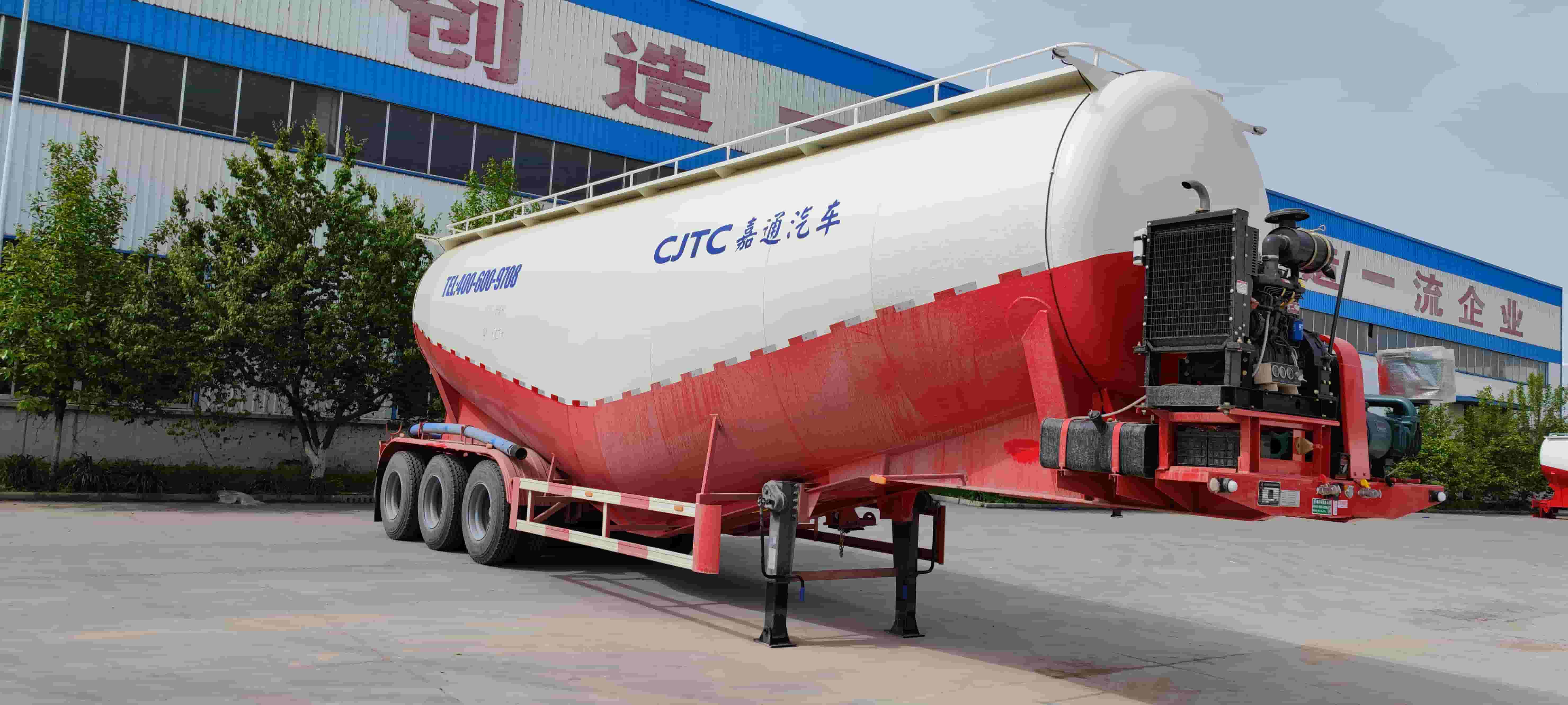嘉运通牌11.7米32.1吨3轴低密度粉粒物料运输半挂车(JTC9403GFLC)