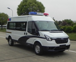 囚车
