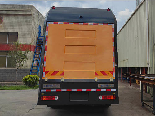 龍吸水牌FLG5200TPS87Z大流量排水搶險(xiǎn)車公告圖片