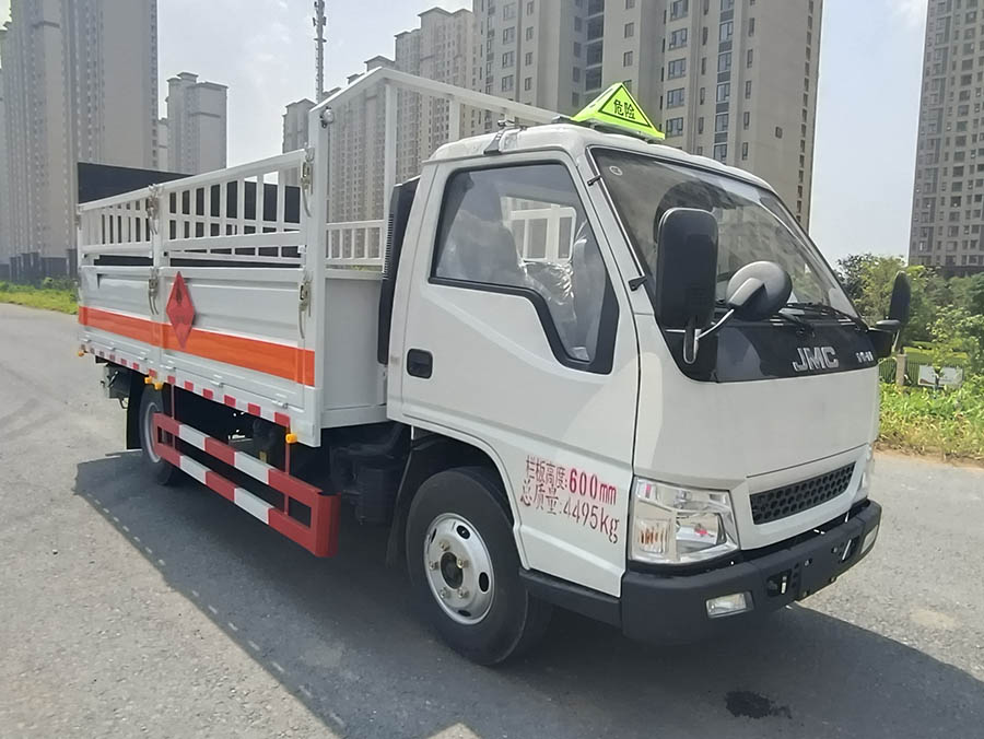顺风智造牌SFZ5045TQPJ6气瓶运输车公告图片