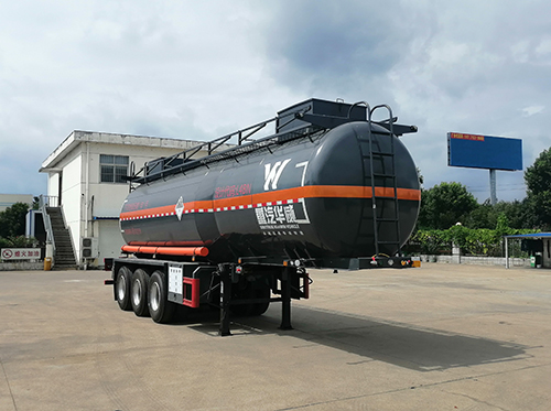 华威驰乐牌10.5米31.6吨3轴杂项危险物品罐式运输半挂车(SGZ9400GZW)