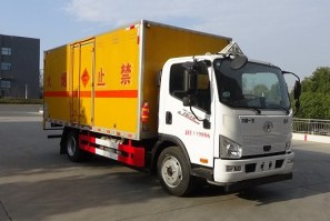 程力威牌CLW5120XQYCDP爆破器材运输车