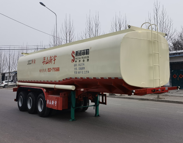 斯派菲勒牌9.5米31.8吨3轴普通液体运输半挂车(GJC9400GPG)