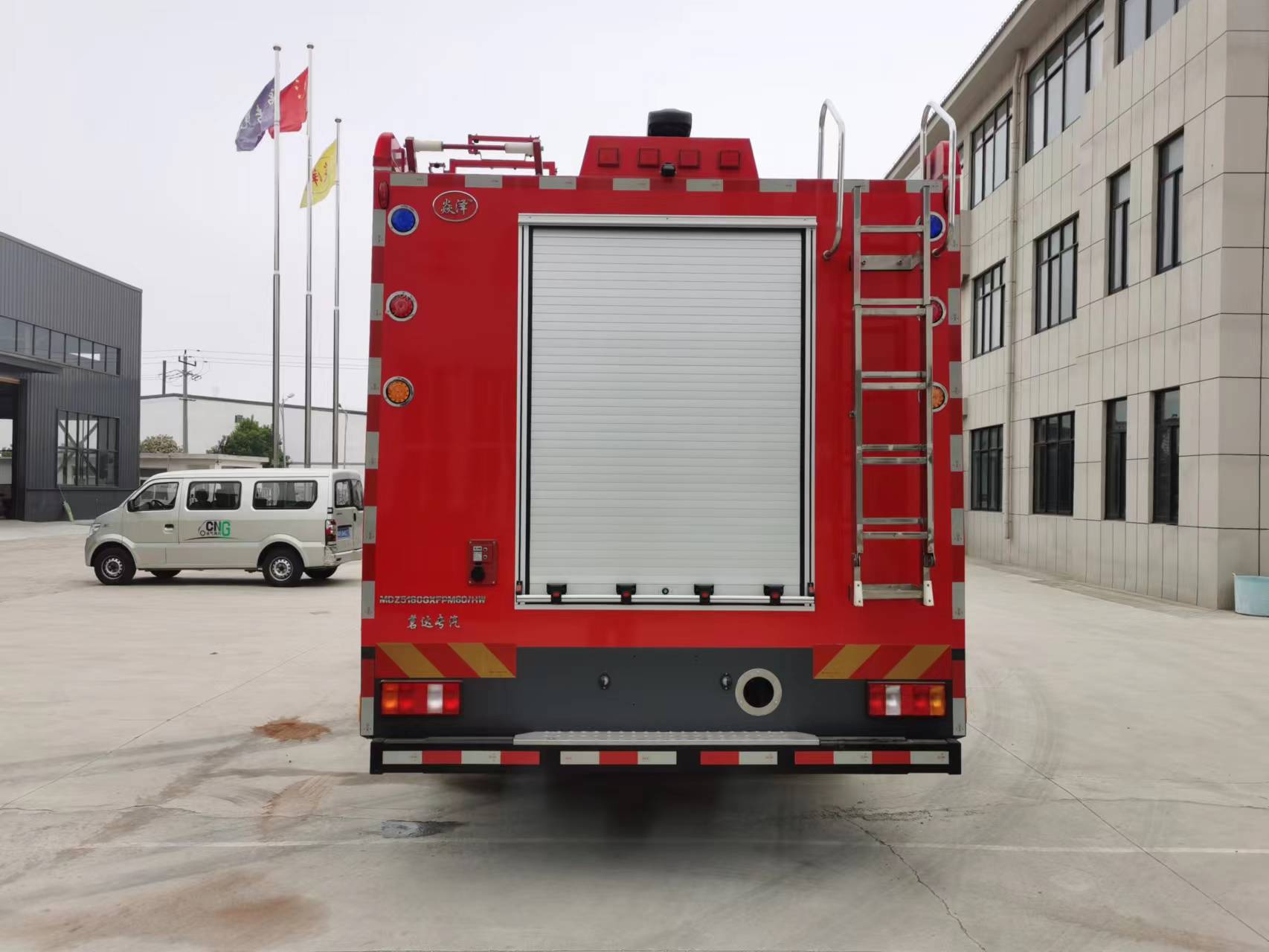 焱泽牌MDZ5160GXFPM60/HW泡沫消防车公告图片