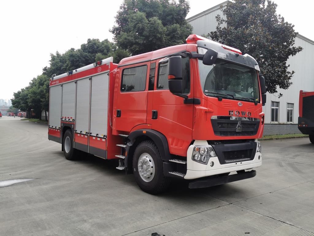 SXF5122TXFQC100型器材消防车图片